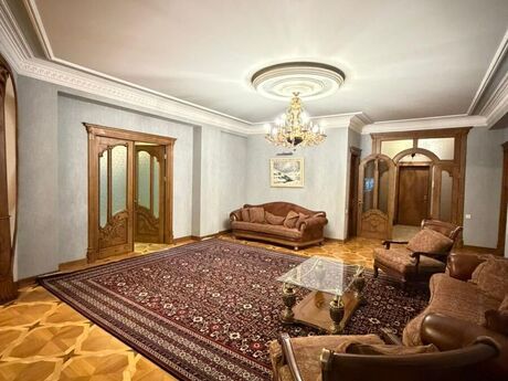 6 otaqlı mənzil, 250 m², Gənclik: 670 000 ₼ 2