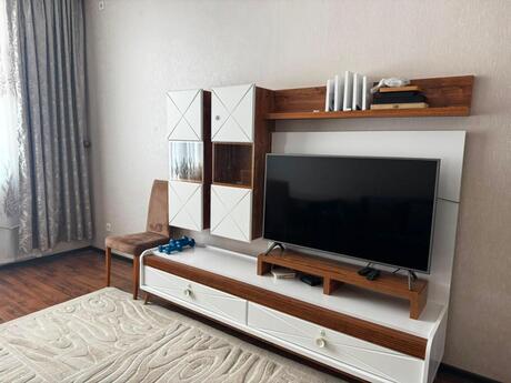 Elan №6460282 - Bakı, Yasamal r., 3 otaqlı, 90 m², 4/9 mərtəbə
