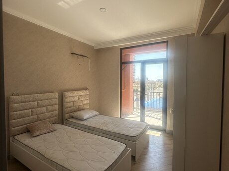 2-room apartment for rent, 62 m², West Town: 700 ₼/mo 2