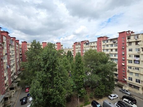 Elan №6460338 - Bakı, İnşaatçılar m., 4 otaqlı, 110 m², 4/9 mərtəbə