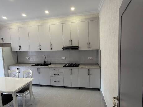 Kirayə 2 otaqlı mənzil, 90 m², West Town: 899 ₼/ay 4