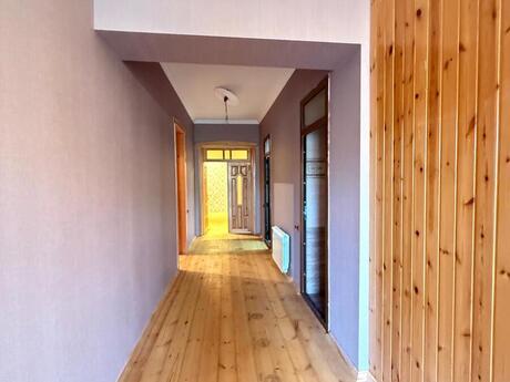 6 otaqlı həyət evi, 400 m², Zabrat: 185 000 ₼ 2