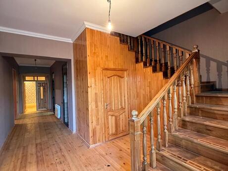 6 otaqlı həyət evi, 400 m², Zabrat: 185 000 ₼ 3