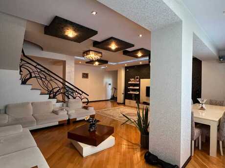 3-комнатная квартира, 166 м², İnşaatçılar: 350 000 ₼ 3