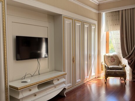 Аренда: 6-комнатная квартира, 330 м², Sahil: 5 500 ₼/мес 3