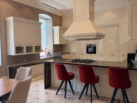 Kirayə 6 otaqlı mənzil, 350 m², Sahil: 6 000 ₼/ay 3