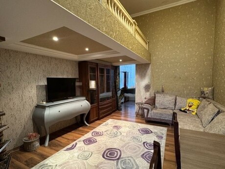 Elan №6460532 - Bakı, 28 May m., 3 otaqlı, 60 m², 2/2 mərtəbə