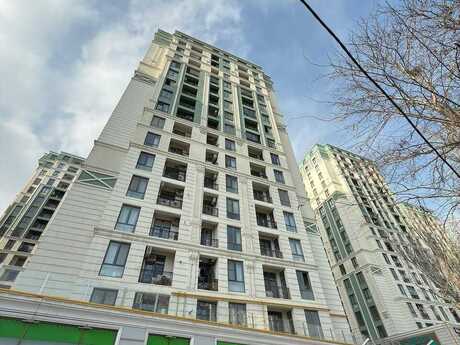 3-комнатная квартира, 140 м², Zümrüd Residence: 446 400 ₼ 3