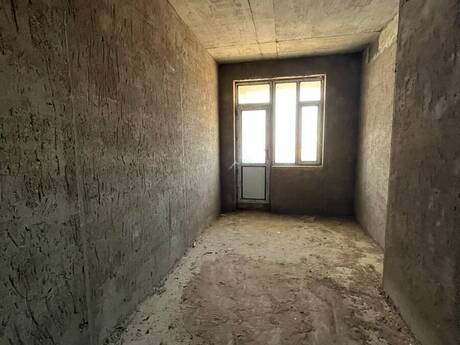 2 rooms · 79 m² · floor 7/13, Saray
