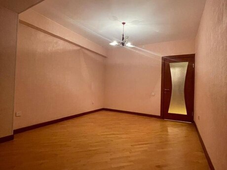 Kirayə 3 otaqlı mənzil, 160 m², Yasamal: 800 ₼/ay 5