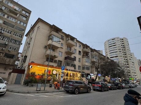 Elan №6460639 - Bakı, Elmlər Akademiyası m., 2 otaqlı, 50 m², 2/5 mərtəbə
