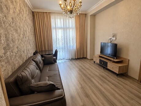 Elan №6460723 - Bakı, Gənclik m., 2 otaqlı, 60 m², 5/17 mərtəbə