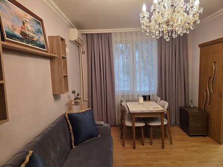 Gənclikdə 2 otaqlı köhnə tikili mənzil kirayə verilir, 65 m², 700 AZN/ay, şəkil 4 / 12