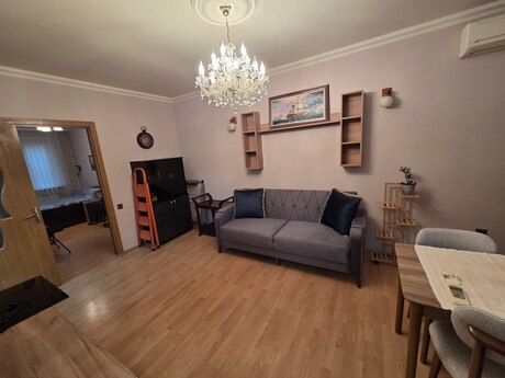 2 otaq · 65 m² · 1/5 mərtəbə, Gənclik