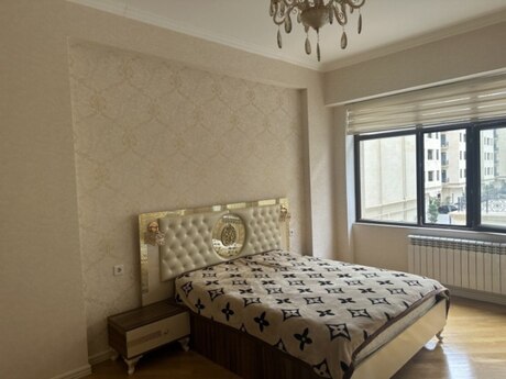 Kirayə 3 otaqlı mənzil, 155 m², Ağ şəhər: 1 600 ₼/ay 4