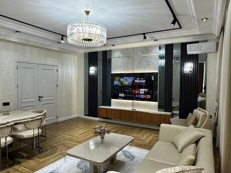 3 otaqlı mənzil, 146 m², Xətai: 355 000 ₼ 2