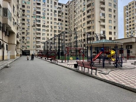 3-room apartment, 136 m², Neftçilər: 345 000 ₼ 2