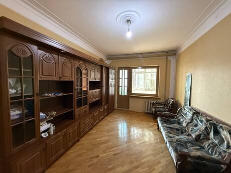 Аренда: 1-комнатная квартира, 30 м², Azadlıq Prospekti: 190 ₼/мес 2