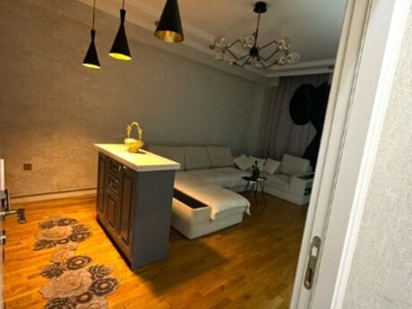3-room apartment for rent, 90 m², Azadlıq Prospekti: 1 050 ₼/mo 4