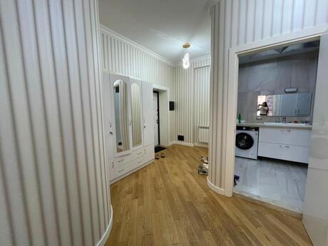 Kirayə 2 otaqlı mənzil, 90 m², 28 May: 2 200 ₼/ay 3