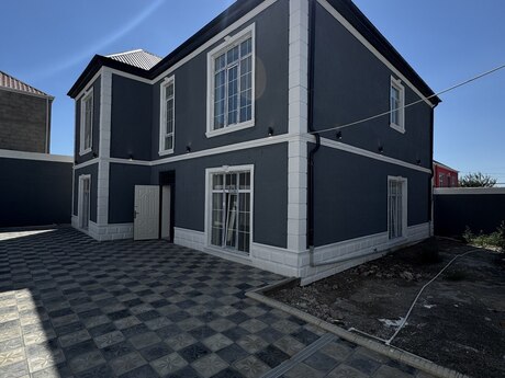 7 otaqlı həyət evi, 200 m², Binə: 160 000 ₼ 2