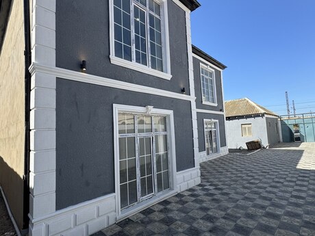 7 otaqlı həyət evi, 200 m², Binə: 160 000 ₼ 3