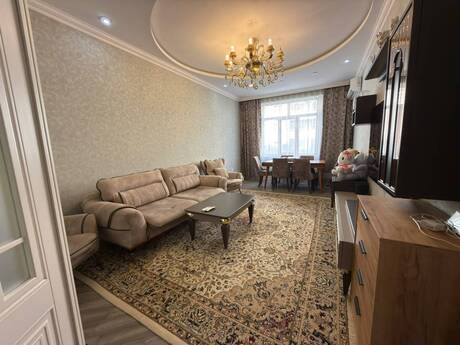 Elan №6460914 - Bakı, Əhmədli m., 2 otaqlı, 90 m², 5/16 mərtəbə