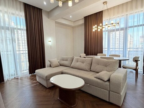 Kirayə 3 otaqlı mənzil, 133 m², Grand Plaza: 1 900 ₼/ay 4
