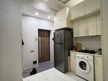 2-room apartment for rent, 75 m², Avtovağzal: 650 ₼/mo 3
