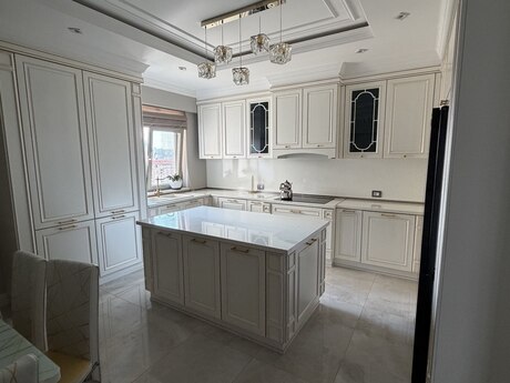 4 otaqlı mənzil, 202 m², Vurğun Residence: 1 350 000 ₼ 2