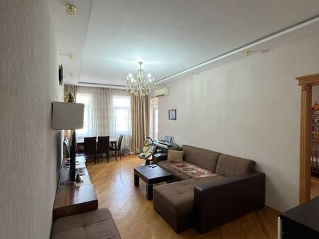 2-комнатная квартира, 90 м², Şah İsmayıl Xətai: 293 000 ₼ 2