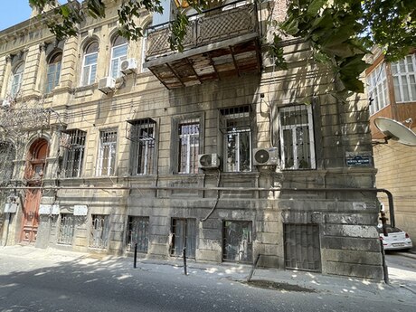 4 otaqlı mənzil, 90 m², İçəri Şəhər: 450 000 ₼ 3