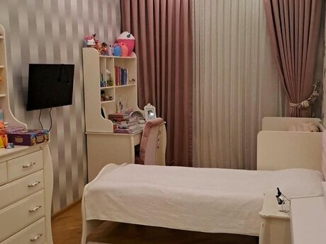 3 otaqlı mənzil, 107 m², 20 Yanvar: 375 000 ₼ 2