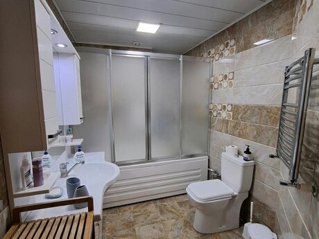 3 otaqlı mənzil, 107 m², 20 Yanvar: 375 000 ₼ 5