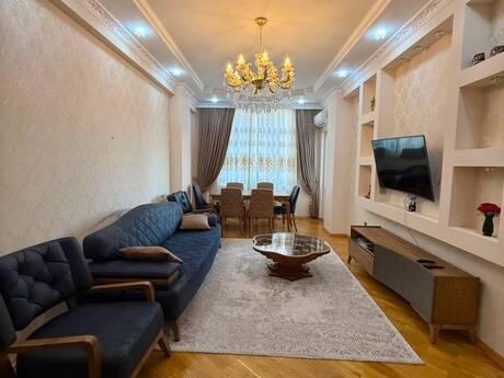 Elan №6461185 - Bakı, Nəsimi m., 3 otaqlı, 130 m², 7/18 mərtəbə