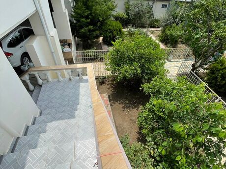 6 otaqlı həyət evi, 180 m², Novxanı: 185 000 ₼ 2