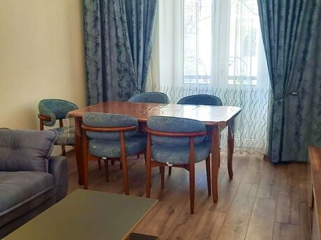 Объявление №6461246 - Баку, м. Низами, 4-комн., 100 м², 3/5 этаж