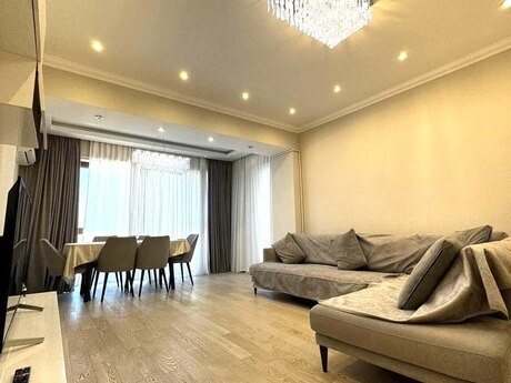 Kirayə 3 otaqlı mənzil, 120 m², Ağ şəhər: 2 300 ₼/ay 2