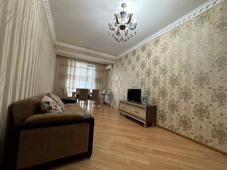 2-room apartment for rent, 90 m², Panorama Park: 650 ₼/mo 2