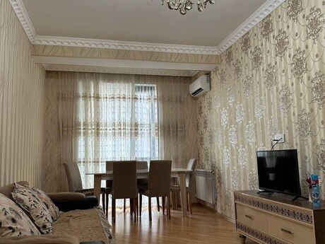 2-room apartment for rent, 90 m², Panorama Park: 650 ₼/mo 3