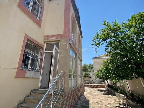 8 otaqlı həyət evi, 400 m², Qaraçuxur: 250 000 ₼ 2