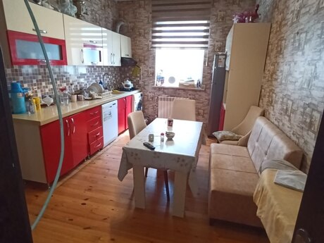 6 otaqlı həyət evi, 240 m², İnşaatçılar: 365 200 ₼ 5