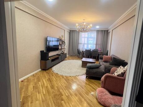 3 otaqlı mənzil, 120 m², İnşaatçılar: 320 000 ₼ 3