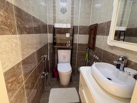 3 otaqlı mənzil, 120 m², İnşaatçılar: 320 000 ₼ 5