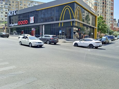 3 otaqlı mənzil, 120 m², İnşaatçılar: 320 000 ₼ 2