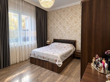 4 otaqlı həyət evi, 140 m², Bahar: 240 000 ₼ 4