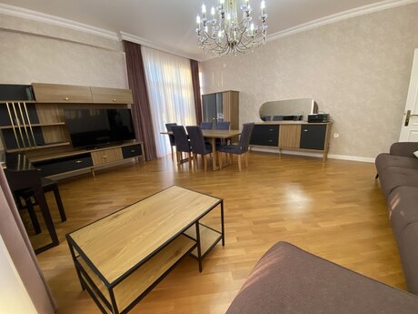 Kirayə 3 otaqlı mənzil, 140 m², Nəriman Nərimanov: 1 500 ₼/ay 3