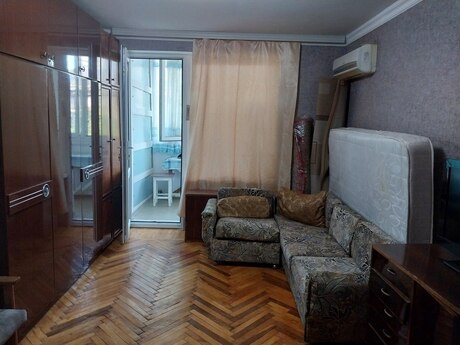 1-room apartment for rent, 34 m², 28 May: 450 ₼/mo 3
