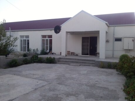 6 otaqlı həyət evi, 749 m², Qala: 75 000 ₼ 2