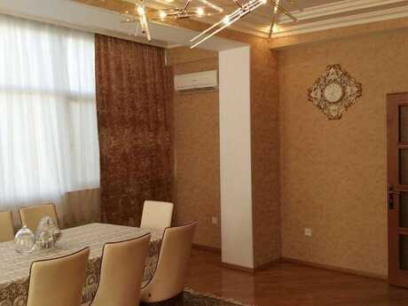 3-комнатная квартира, 121 м², 9-cu mikrorayon: 250 000 ₼ 3